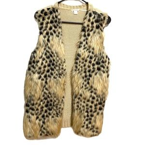 Xhilaration Faux Fur Sweater Vest Large